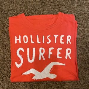 Womens summer pink Hollister shirt✨ great condition, smoke free home!